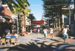gal/Holidays_and_Trips/Oz_2002/Surfers_Paradise,_Brisbane,_Forest_Glen_Wildlife_Park/_thb_oz4-04.jpg